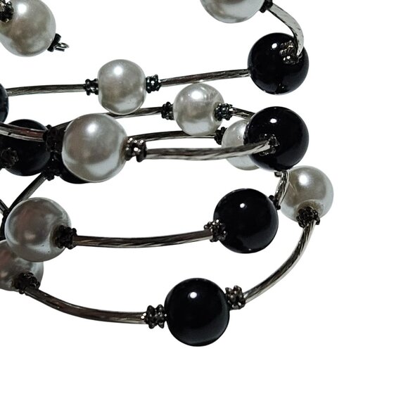 Elegant Black White Faux Pearl Memory Wire Stacked Coil Bracelet Fashion Jewelry - Picture 3 of 4